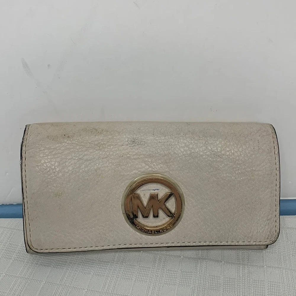 Michael Kors Fulton vanilla Flap Wallet